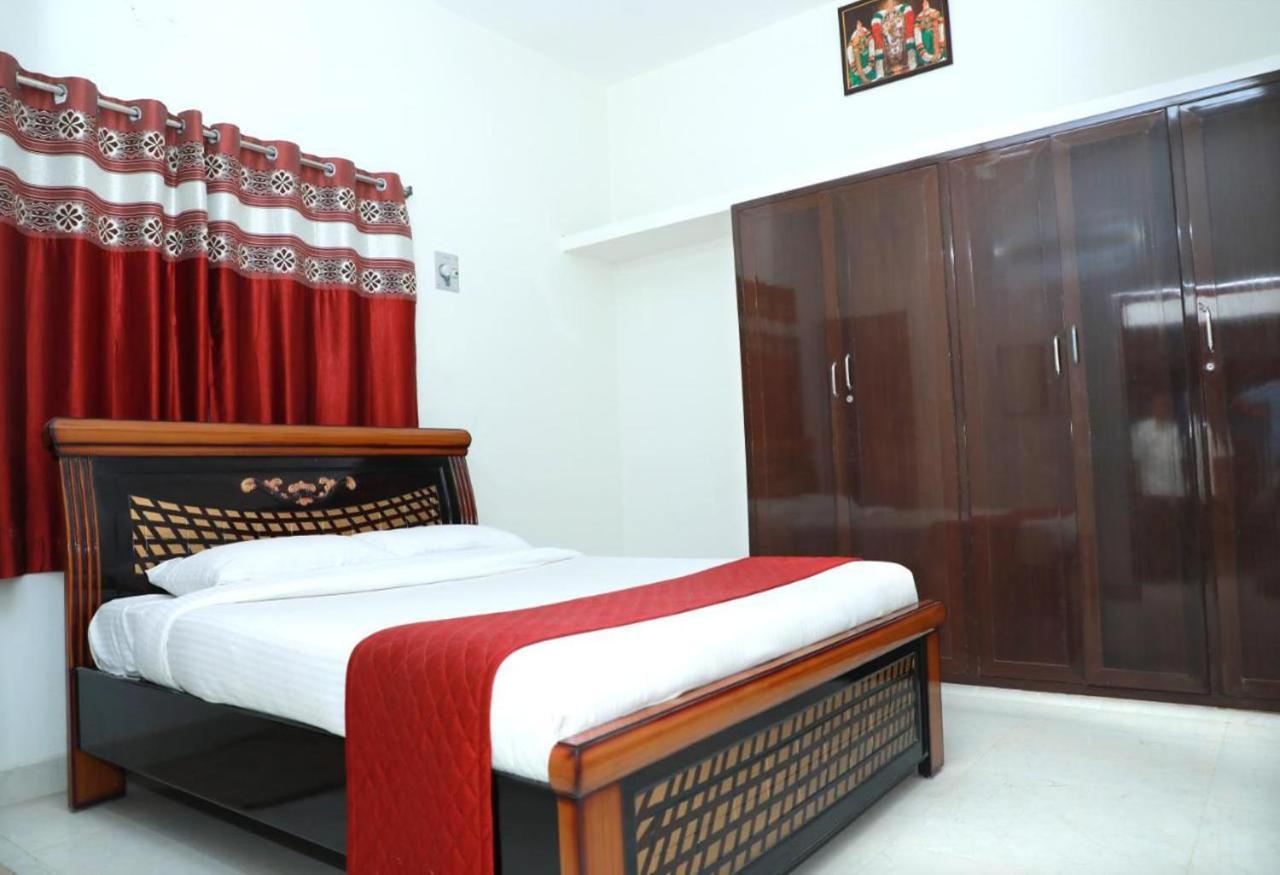 Truelife Homestays - Alamelu Avenue - Fully Furnished Ac 2Bhk Apartments In Tirupati - Walkable To Restaurants & Super Market - Fast Wifi - Kitchen - Easy Access To Airport, Railway Station, Sri Padmavathi & Tirumala Temple Ngoại thất bức ảnh