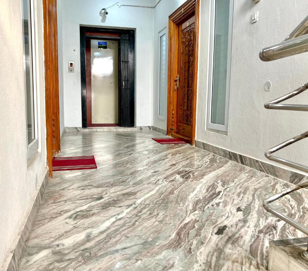 Truelife Homestays - Alamelu Avenue - Fully Furnished Ac 2Bhk Apartments In Tirupati - Walkable To Restaurants & Super Market - Fast Wifi - Kitchen - Easy Access To Airport, Railway Station, Sri Padmavathi & Tirumala Temple Ngoại thất bức ảnh